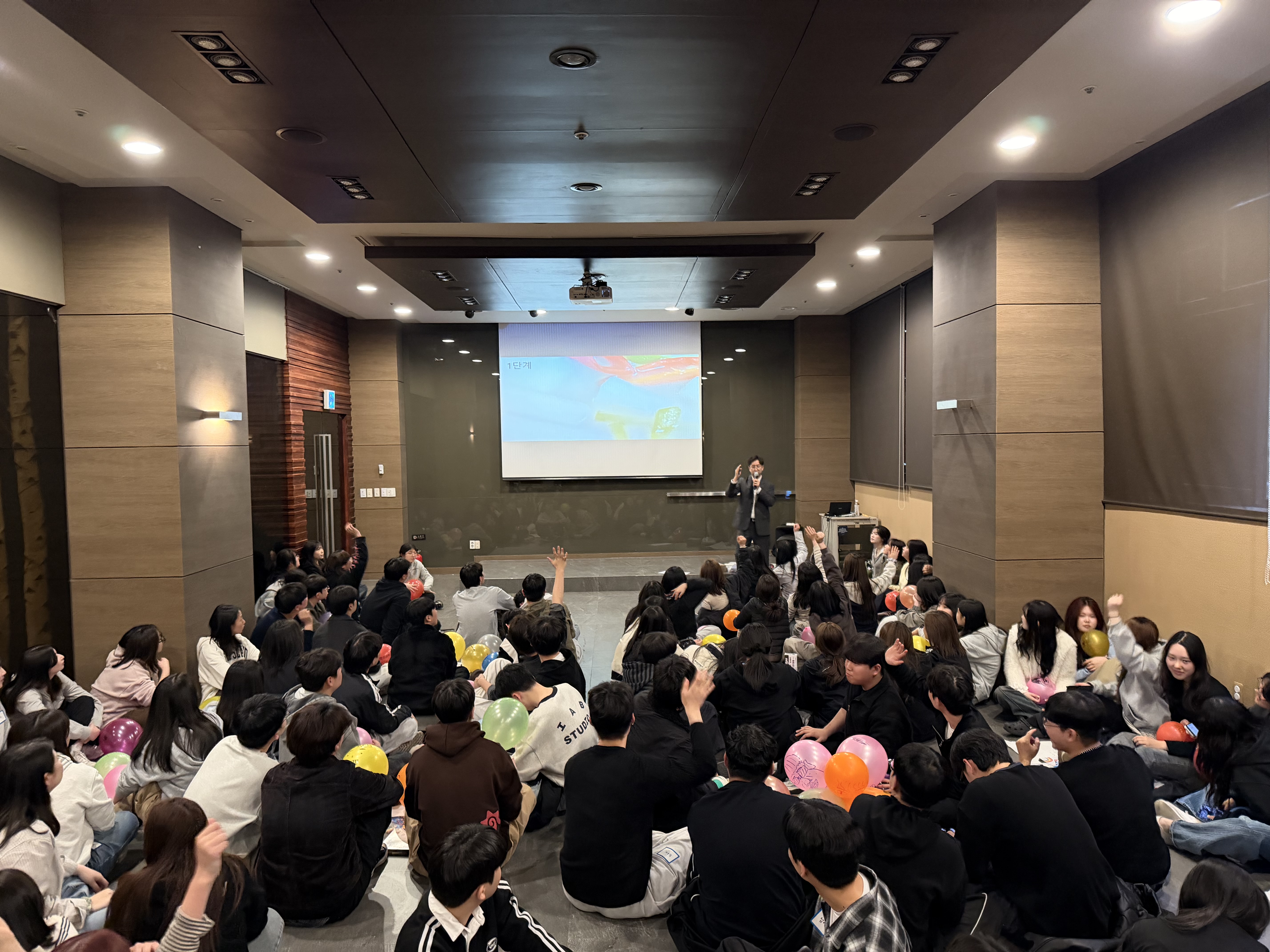 게시물의 4번째 이미지 - 하단 참조