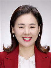 강영애 교수 사진