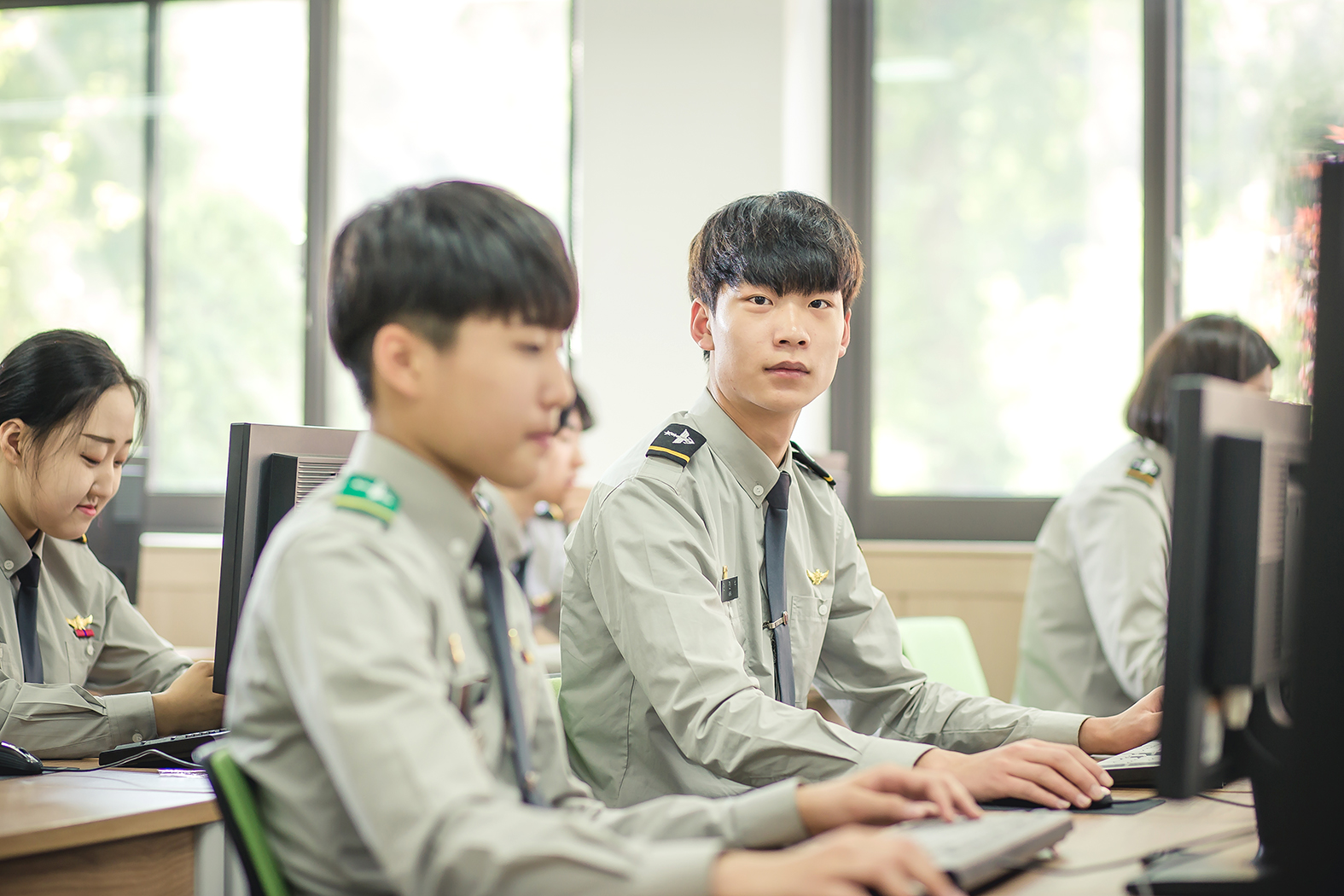 군사학과